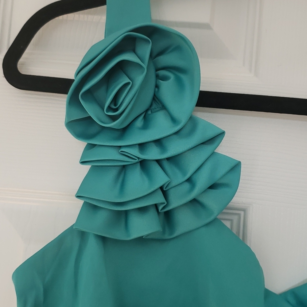 Gorgeous aqua turquoise cocktail dress - Picture 2 of 7